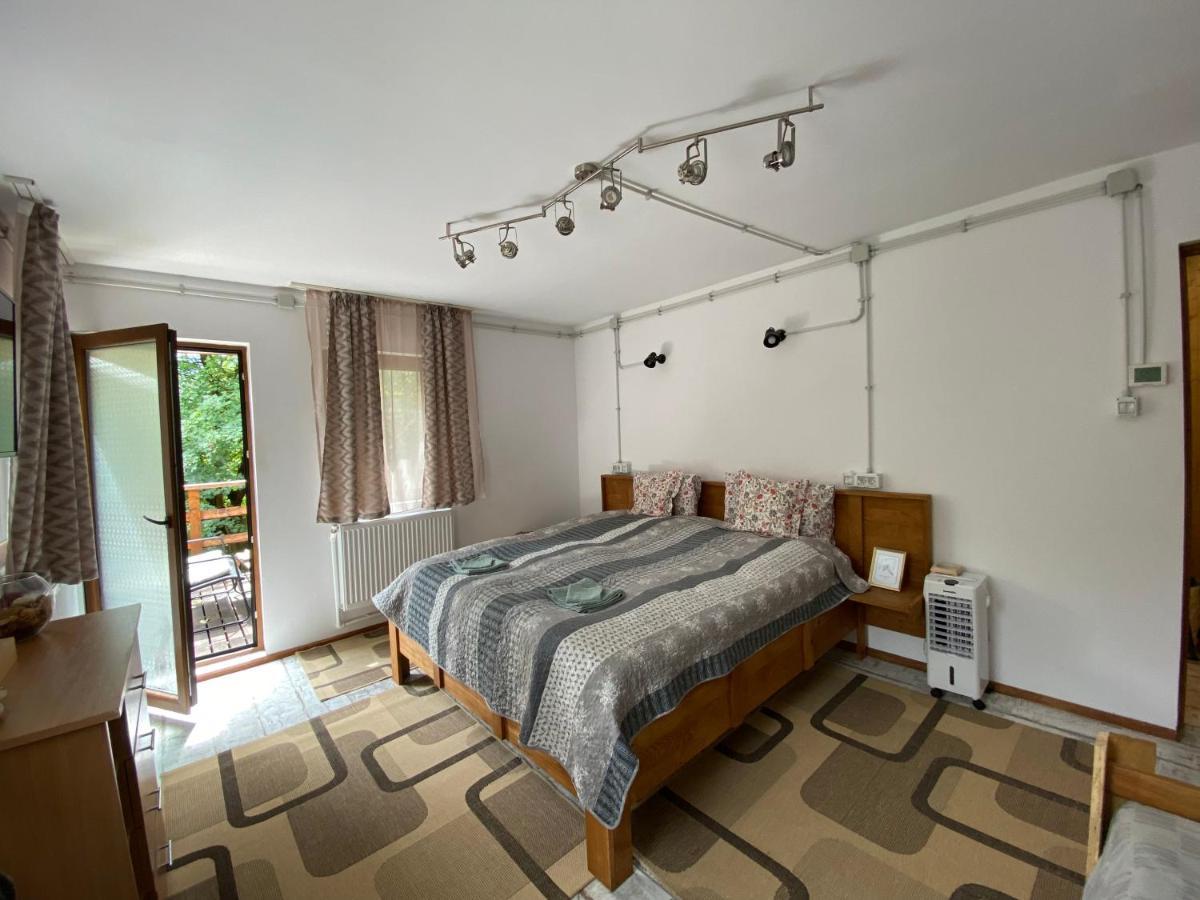 Skay Loft Bed & Breakfast Brasov Ngoại thất bức ảnh